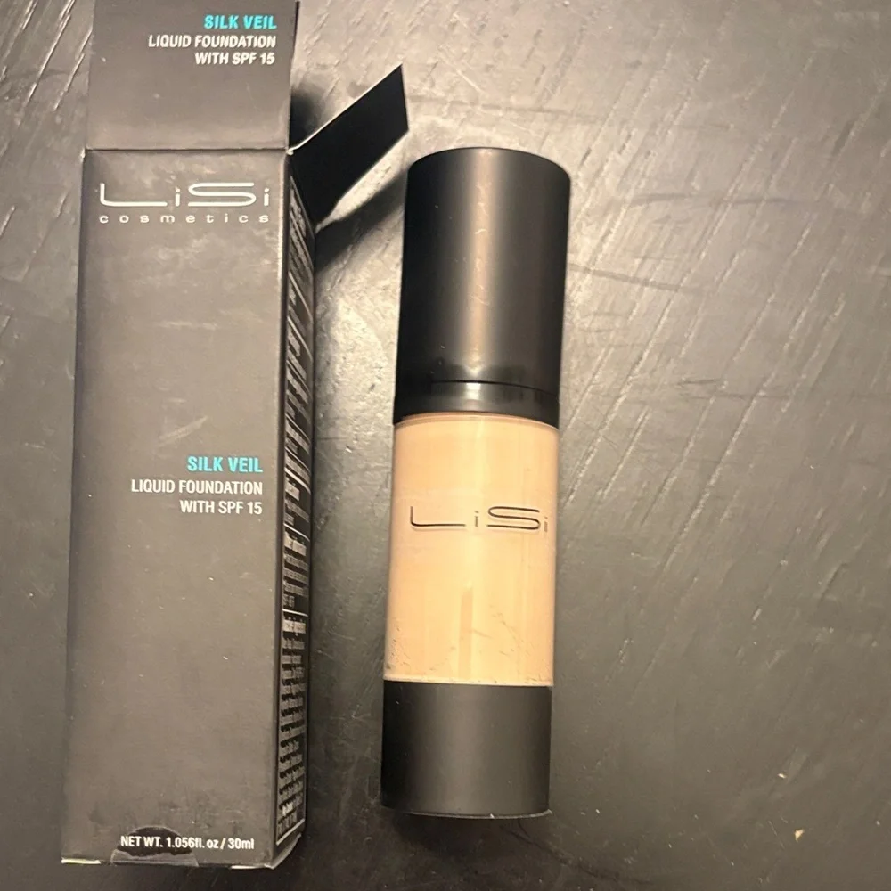 Cream Foundation - Natural Tan